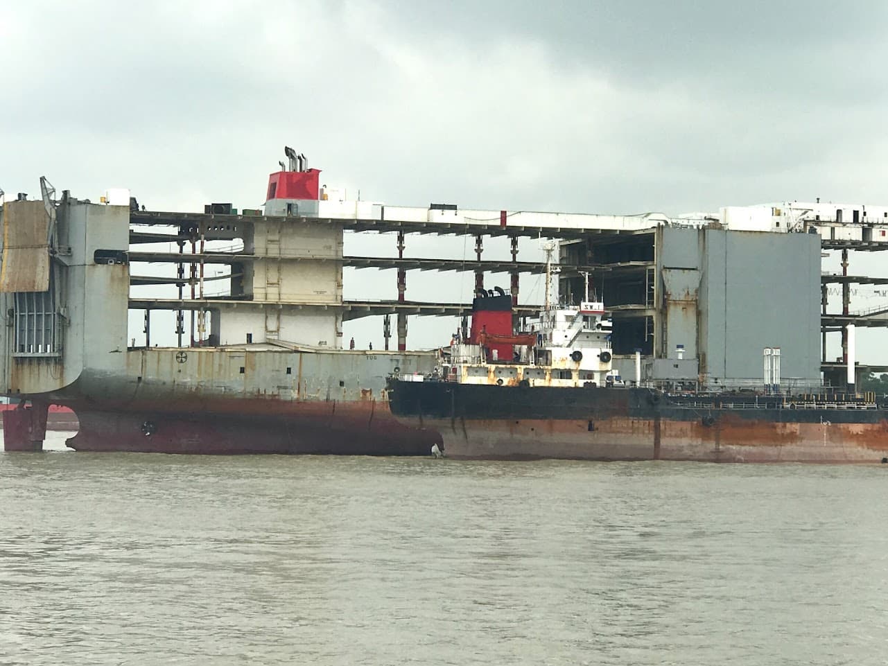 Chittagong Ship Breaking Yard, top tourist spots in Chittagong