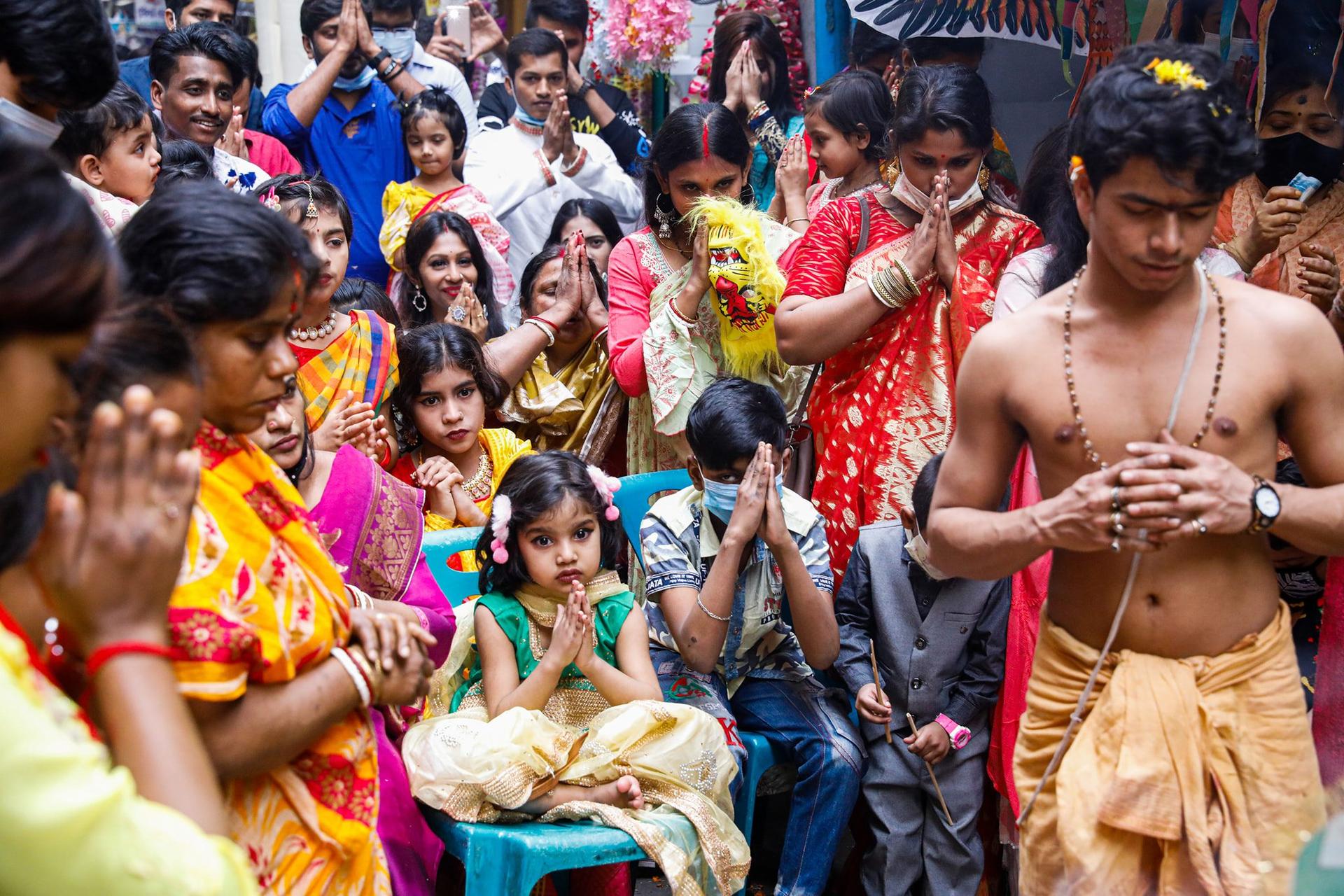 Shankhari bazar In Festive Mode