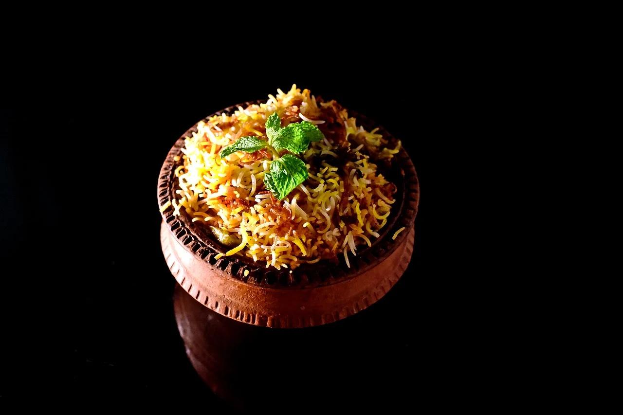 Kachchi Biryani: A Flavorful Bangladeshi Feast