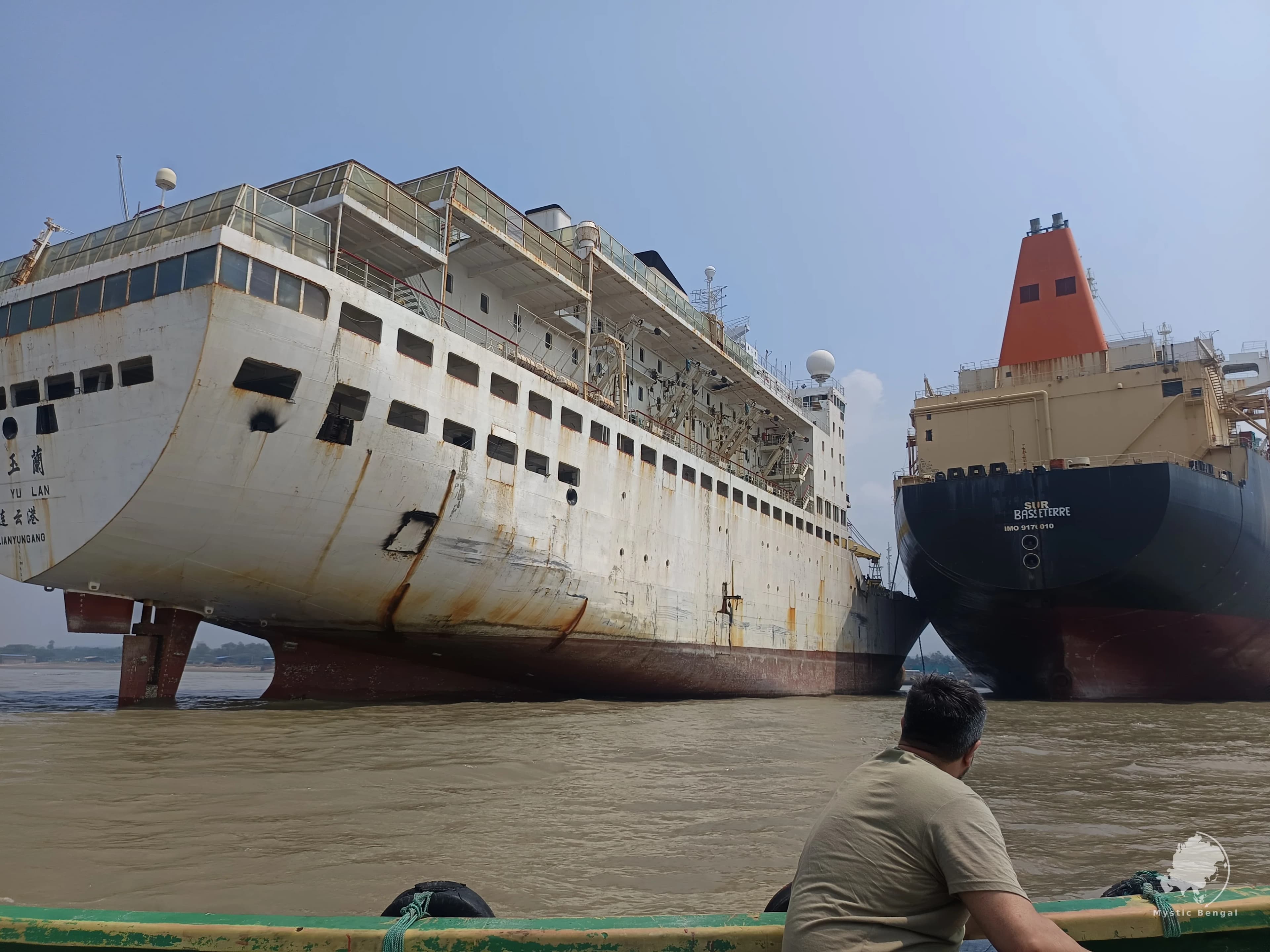 Chittagong ship breaking yard tour (1-Day) image 2